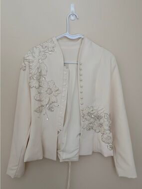 Ivory Embellished Women's Jacket - Floral Sequin Detail